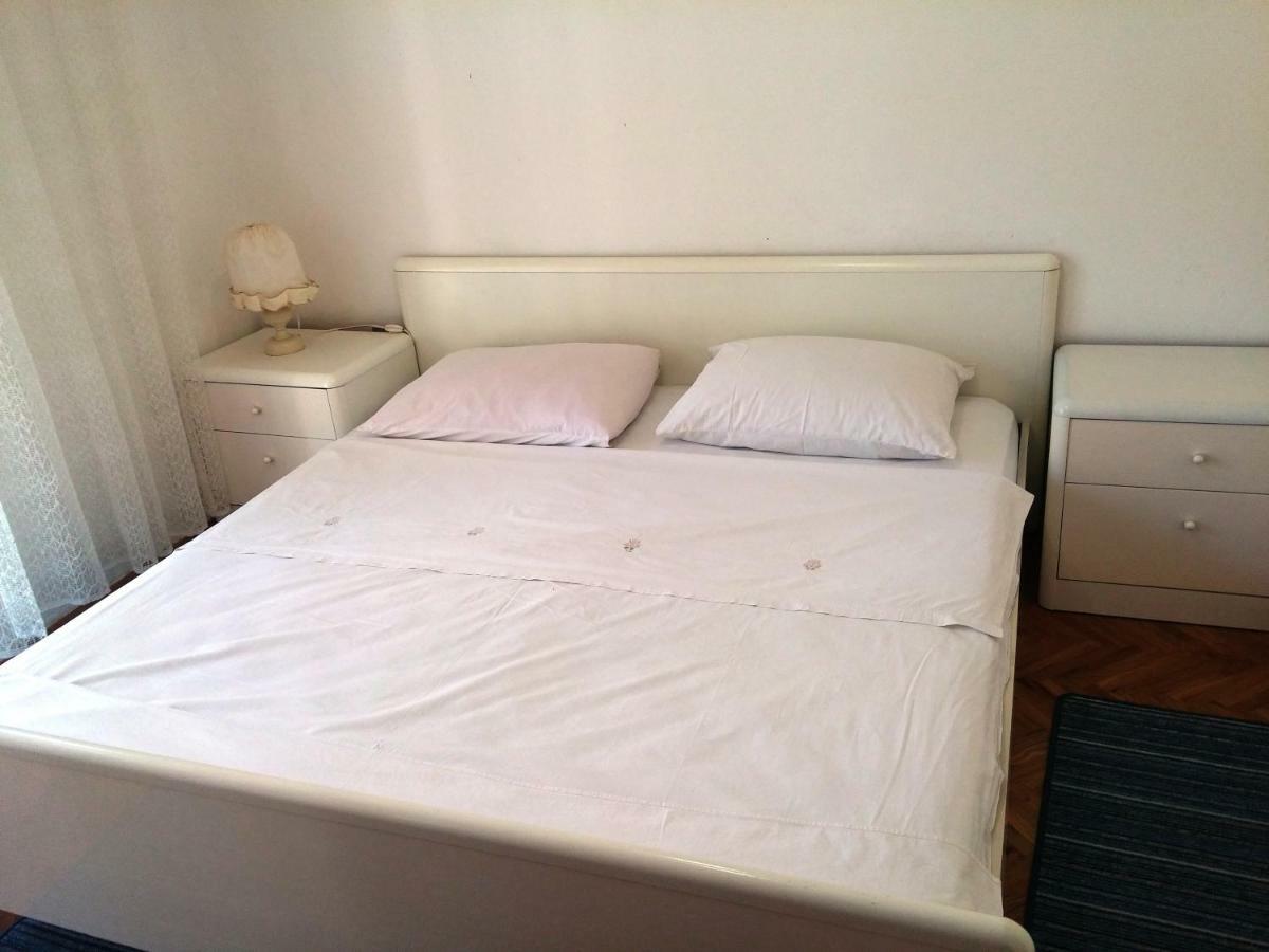 Anna Apartment Маріна Екстер'єр фото