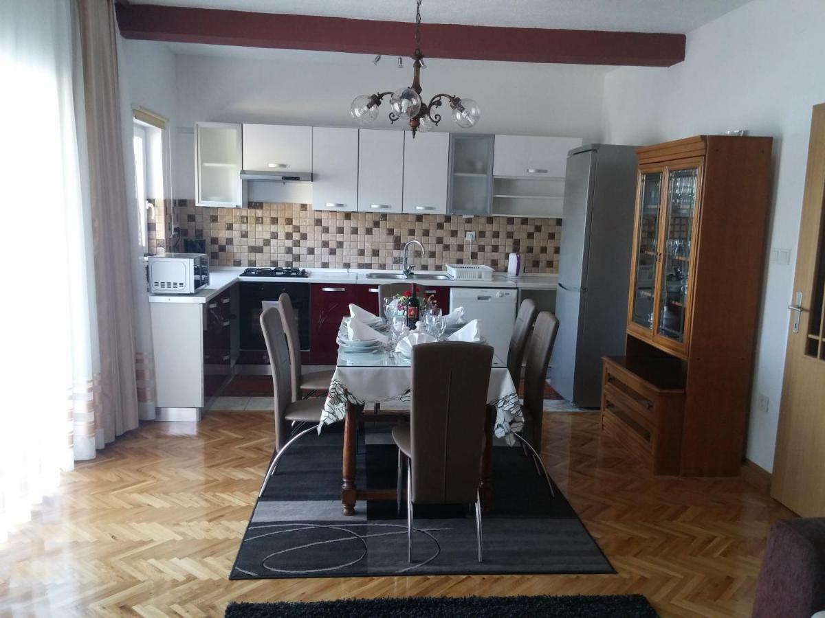 Anna Apartment Маріна Екстер'єр фото