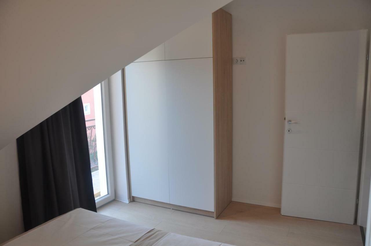 Anna Apartment Маріна Екстер'єр фото