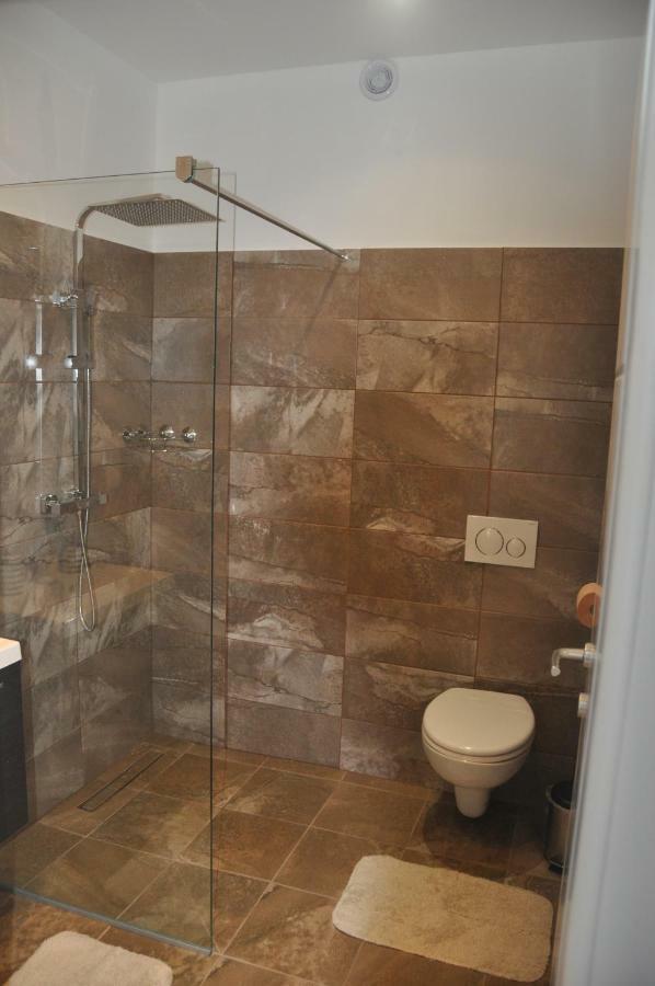 Anna Apartment Маріна Екстер'єр фото